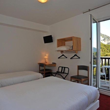 Hotel Chez Pierre D'Agos Rum bild