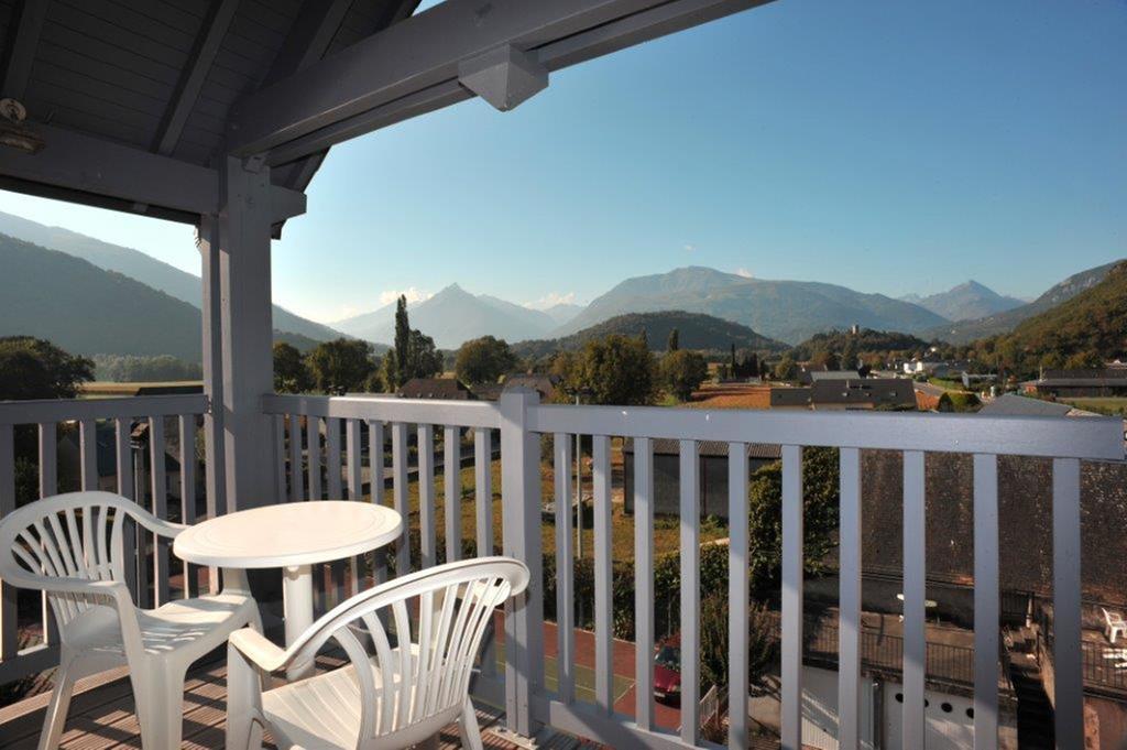 Hotel Chez Pierre D'Agos Exteriör bild