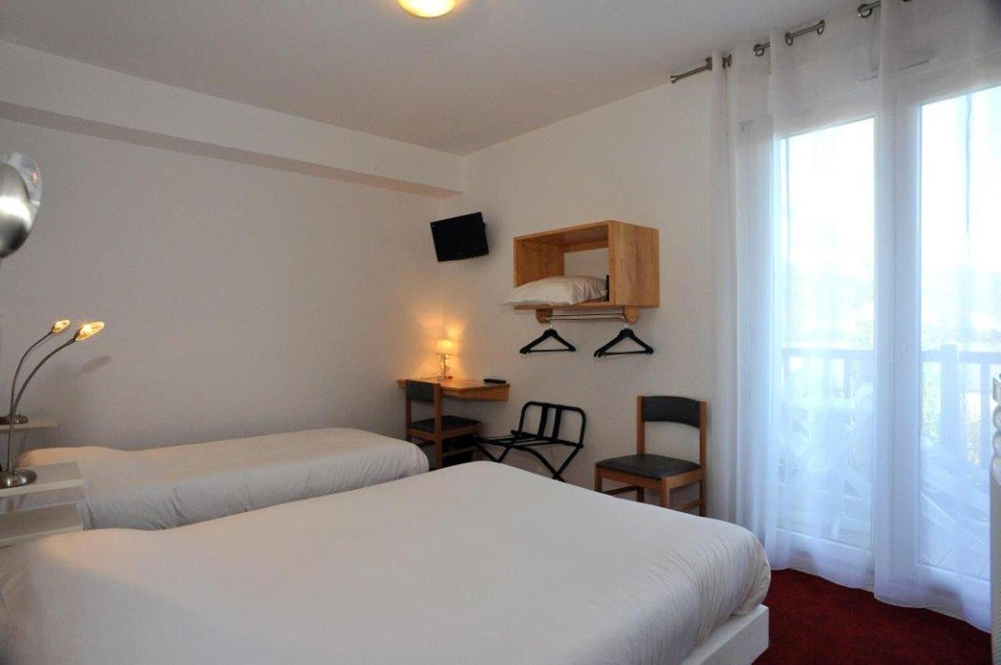Hotel Chez Pierre D'Agos Rum bild