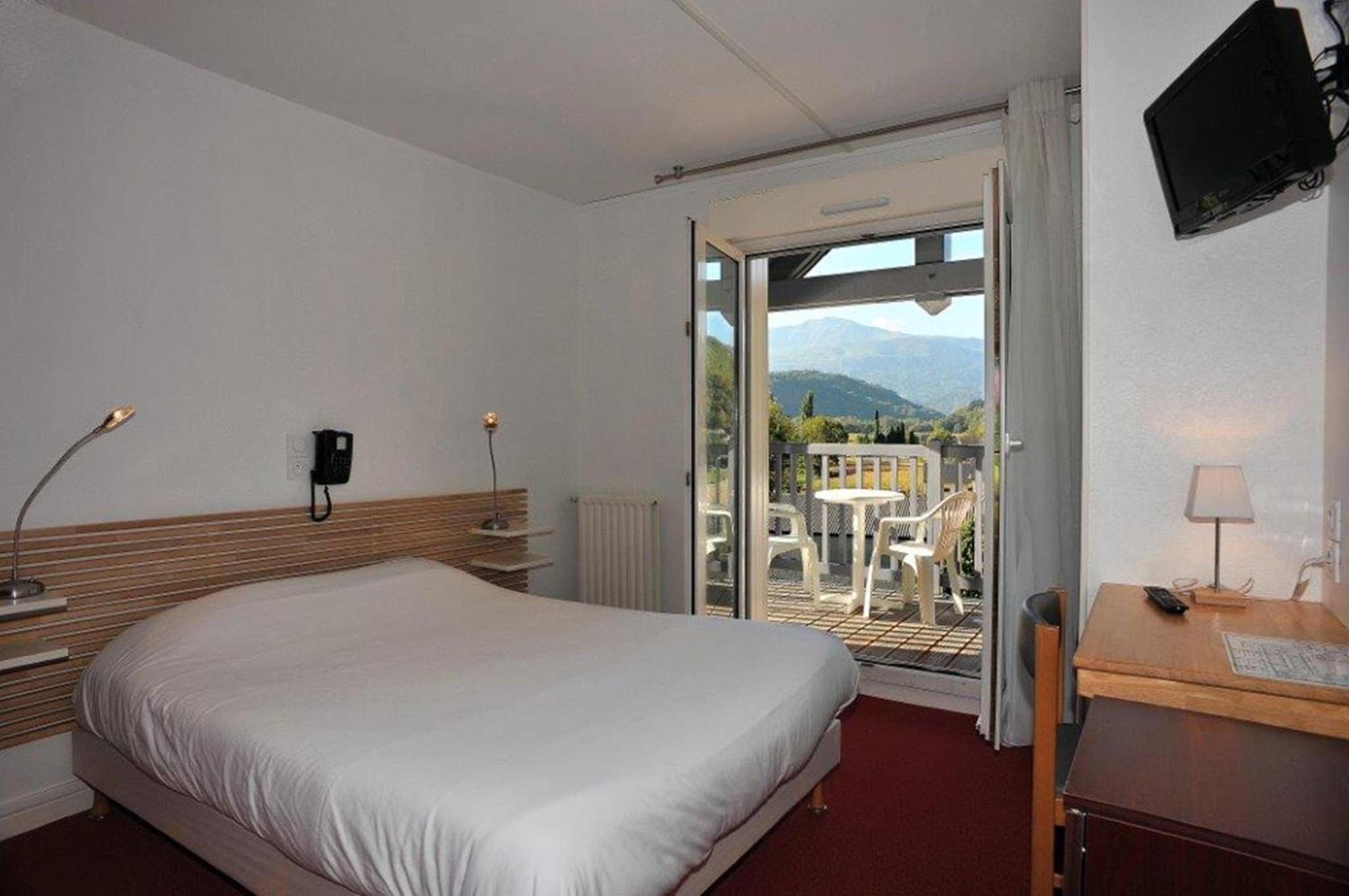 Hotel Chez Pierre D'Agos Rum bild