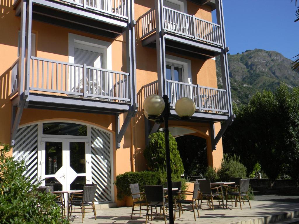 Hotel Chez Pierre D'Agos Exteriör bild